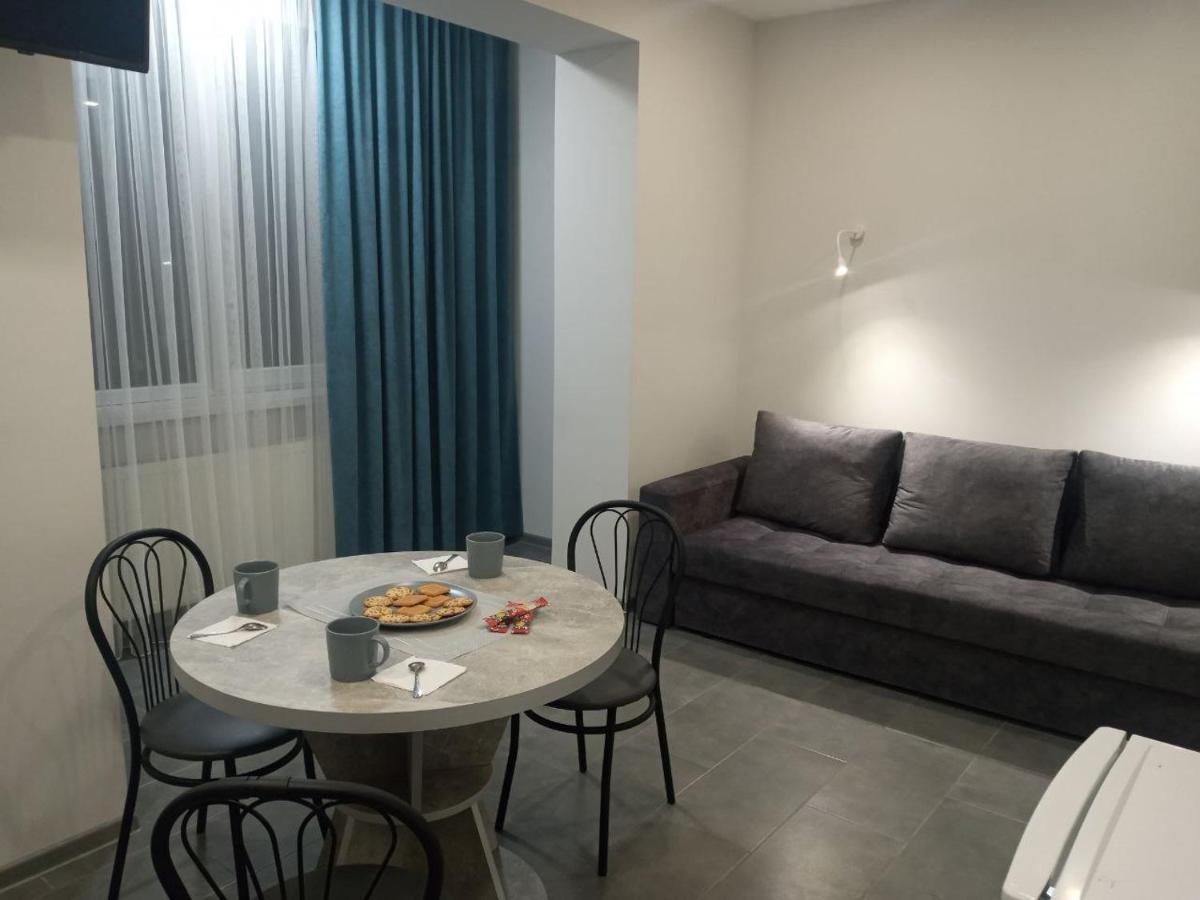 Apartment Edelweiss Uzhhorod Exterior photo